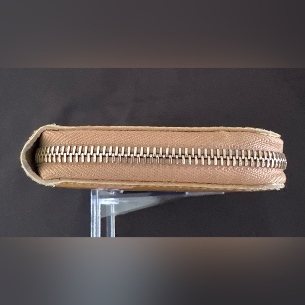 Louis Vuitton Brown Monogram Embossed Vernis Leather Wallet - Picture 5 of 15